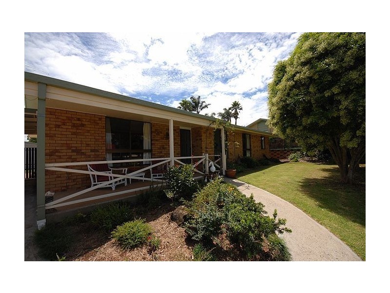 27 Banksia Street, Newtown QLD 4350