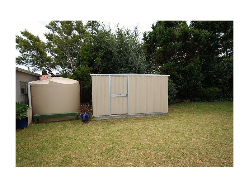 27 Banksia Street, Newtown QLD 4350