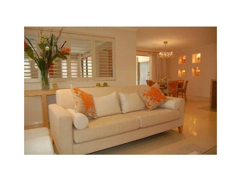 4 Saba Court, Middle Ridge QLD 4350