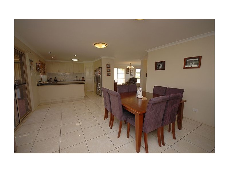 26 Newman Road, Wyreema QLD 4352