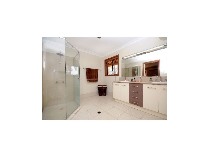 11 Perrin Road, Cambooya QLD 4358