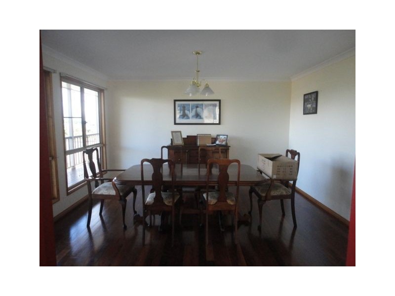 15 Beechcraft Court, Wilsonton QLD 4350