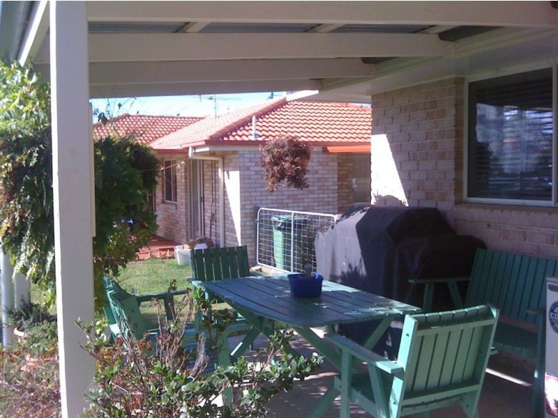 12 Sinclair Street, Wyreema QLD 4352