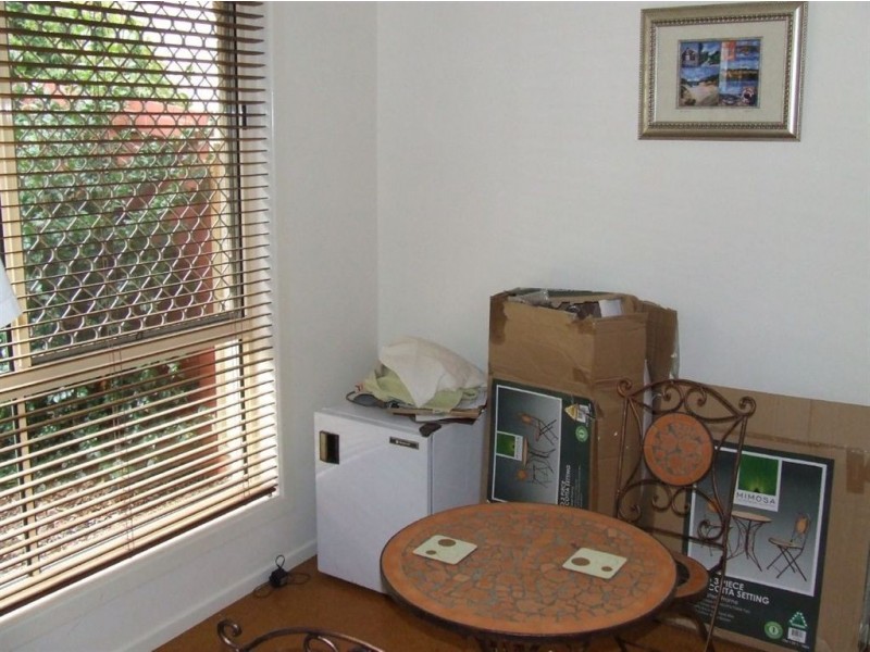 1/330 Hume Street, Centenary Heights QLD 4350