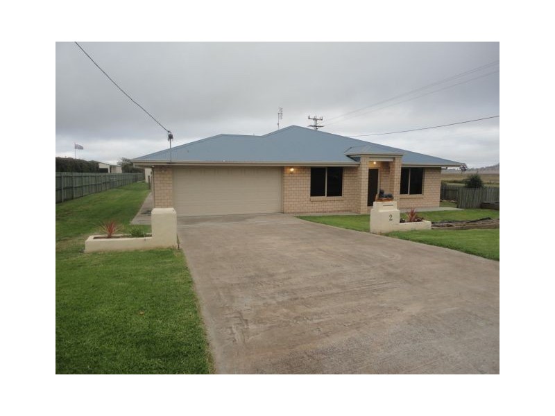 2 Sinclair street, Wyreema QLD 4352