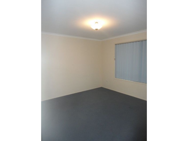 2 Sinclair street, Wyreema QLD 4352