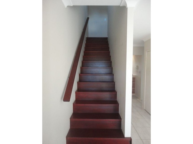 2/4 Herries Street, Toowoomba QLD 4350