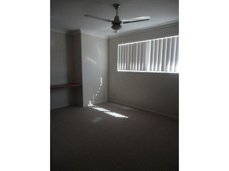 2/4 Herries Street, Toowoomba QLD 4350