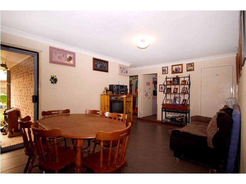 33 Redwood Street, Newtown QLD 4350