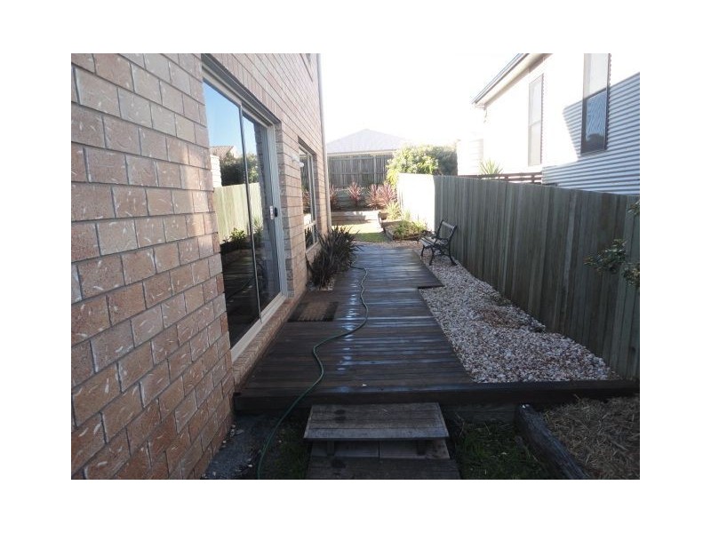 10 Sunset Drive, Glenvale QLD 4350