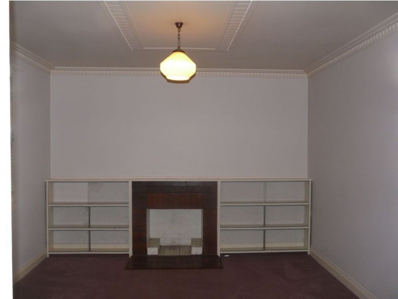 211 Long Street, South Toowoomba QLD 4350