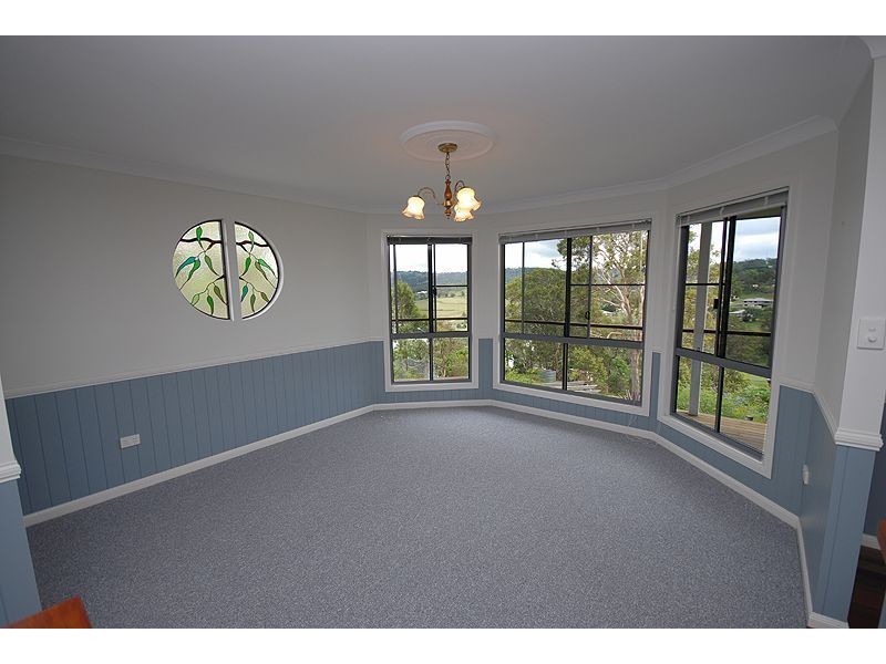 10 Hillview Court, Top Camp QLD 4350