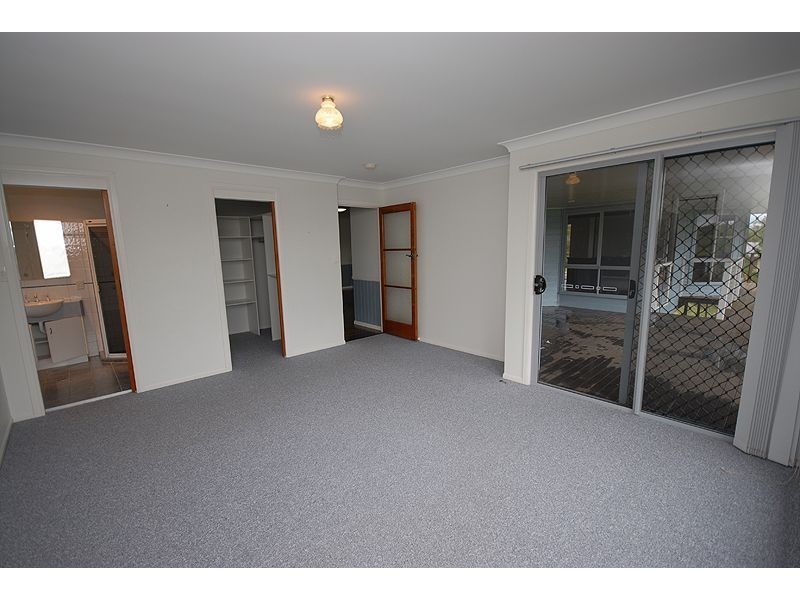 10 Hillview Court, Top Camp QLD 4350