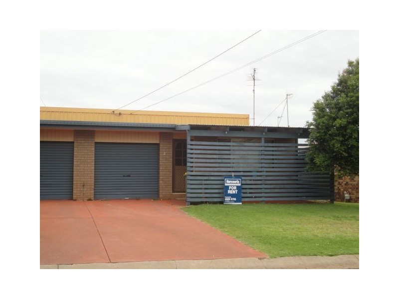 2/14 Crosby Street, Darling Heights QLD 4350