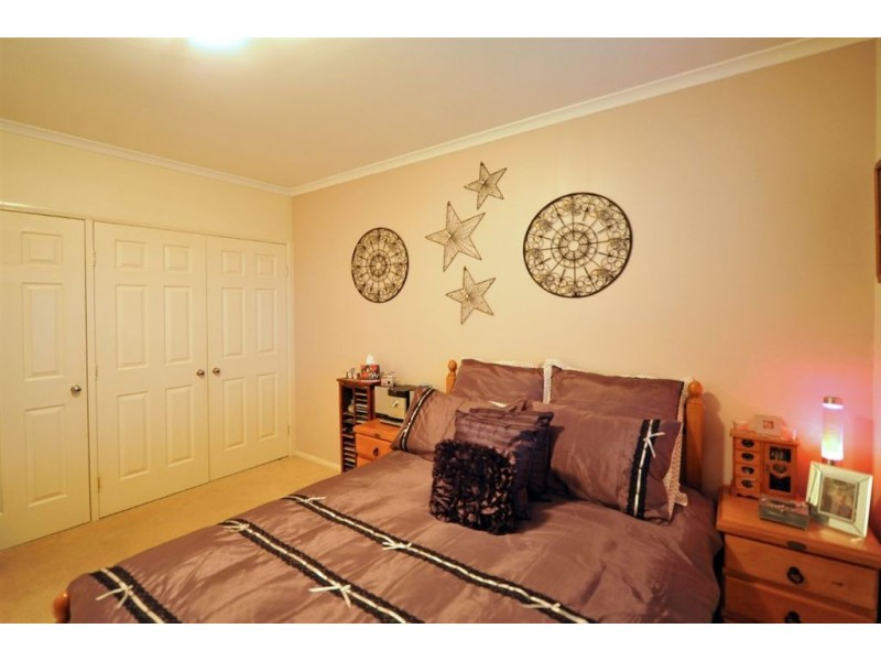 11 Norman Court, Westbrook QLD 4350