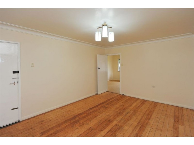 32 Dwyer Street, Harlaxton QLD 4350