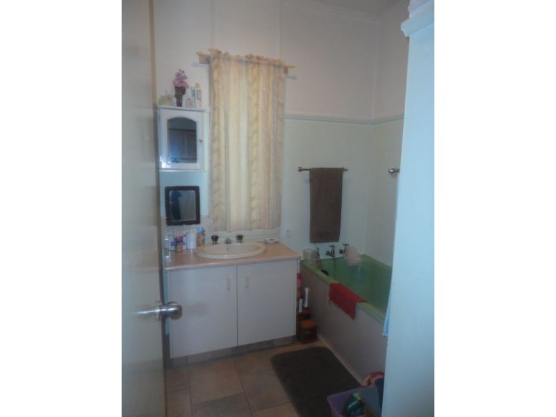 20 Goodwood Street, Newtown QLD 4350