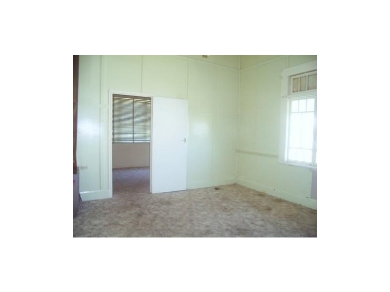 86 Herbert, Allora QLD 4362