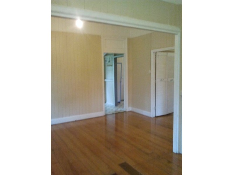 192 Russell Street, Newtown QLD 4350