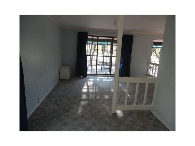 105 Koreelah Street, Upper Lockyer QLD 4352