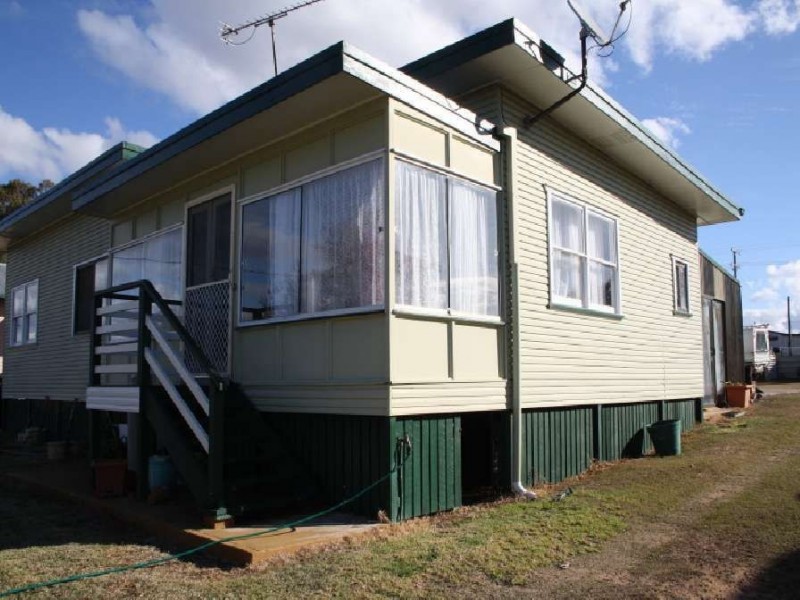 16 Elton Street, Greenmount QLD 4359