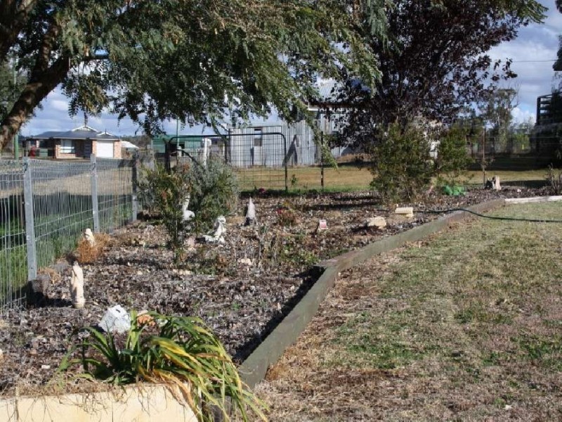 16 Elton Street, Greenmount QLD 4359