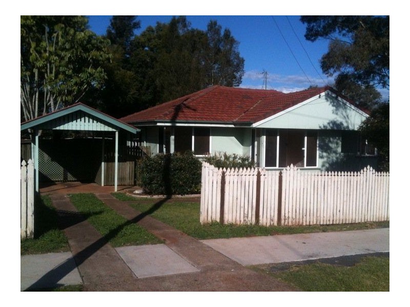 28 Hampton Street, Newtown QLD 4350