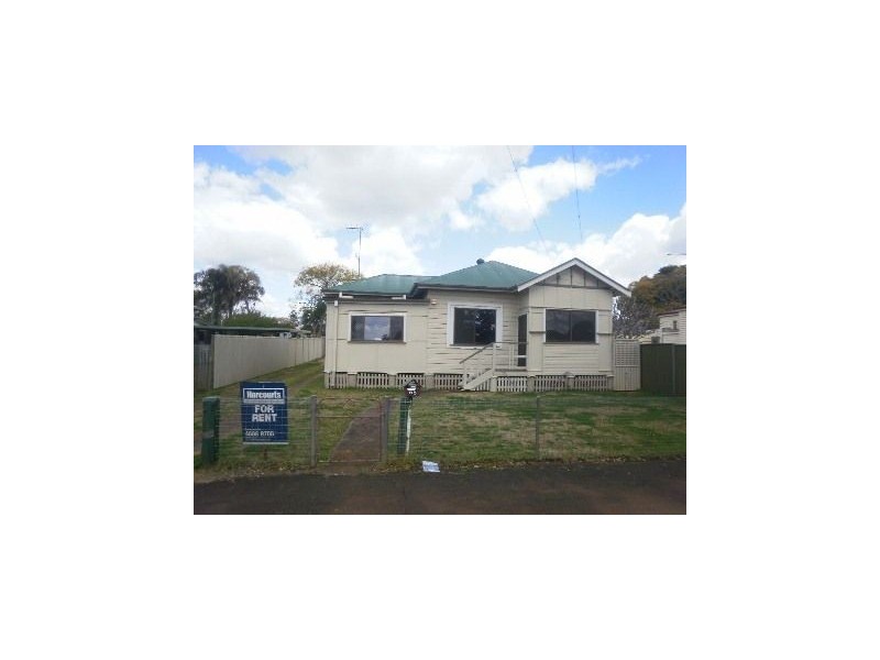 66 Taylor Street, Newtown QLD 4350