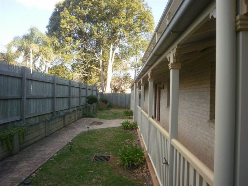 2/4 Creek Street, East Toowoomba QLD 4350