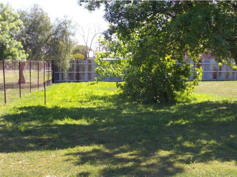 33 Daher Street, Goombungee QLD 4354