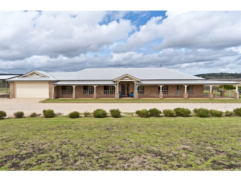 39 Erbacher Road, Hodgson Vale QLD 4352