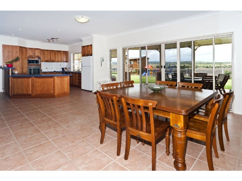 39 Erbacher Road, Hodgson Vale QLD 4352