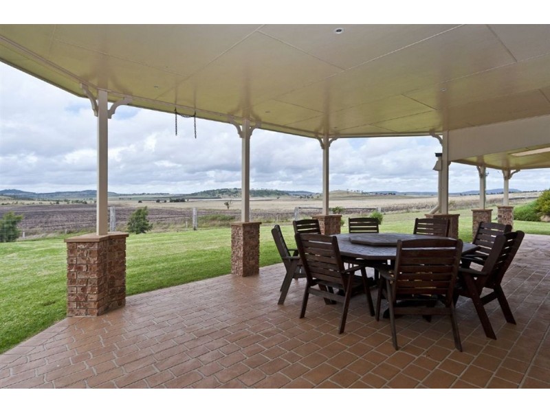39 Erbacher Road, Hodgson Vale QLD 4352