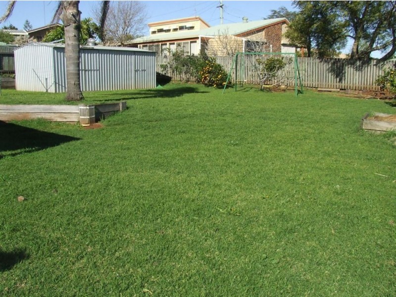 28 Banksia Street, Newtown QLD 4350