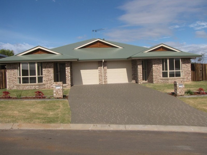 1/40 Wareena Crescent, Glenvale QLD 4350