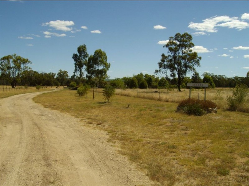 6 Crystal Creek Road, Dalby QLD 4405