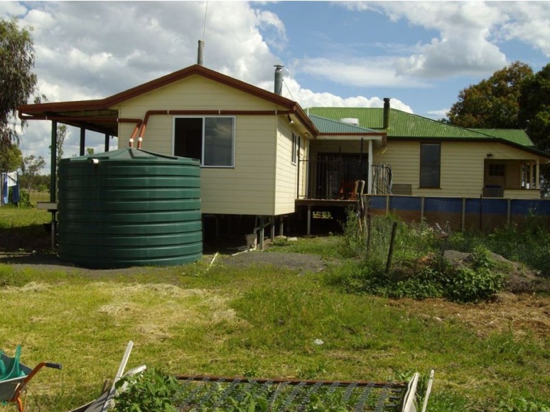 713 Punchs Creek Road, Millmerran QLD 4357