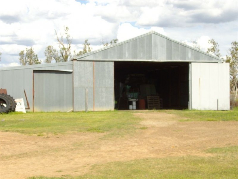 713 Punchs Creek Road, Millmerran QLD 4357