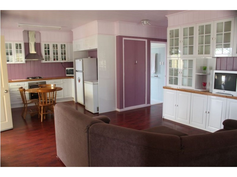 18 Kelly Street, Harlaxton QLD 4350