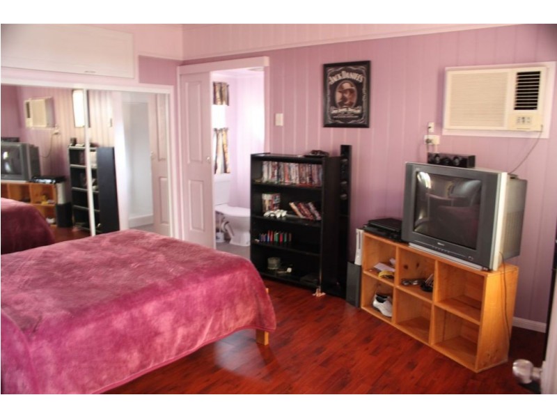 18 Kelly Street, Harlaxton QLD 4350