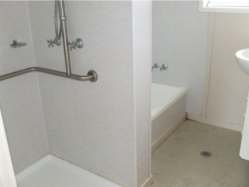 17 Chopin Street, Rockville QLD 4350