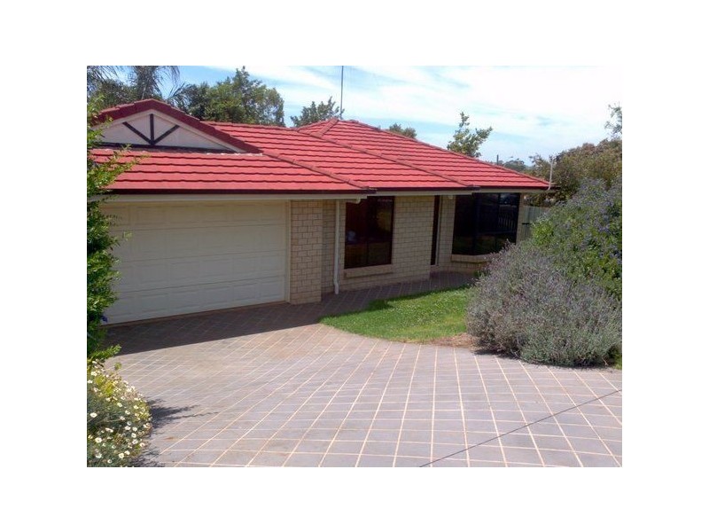 10 Malbec Court, Wilsonton QLD 4350