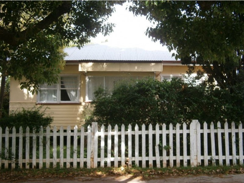 236 Geddes Street, Centenary Heights QLD 4350