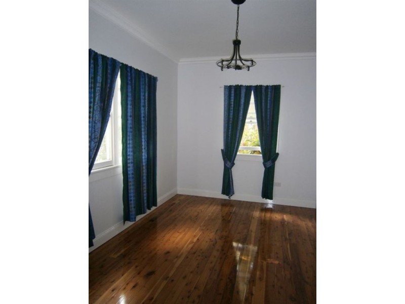 236 Geddes Street, Centenary Heights QLD 4350