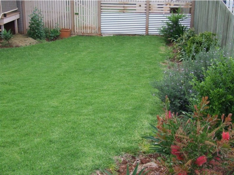 13 Charter Crescent, Rockville QLD 4350