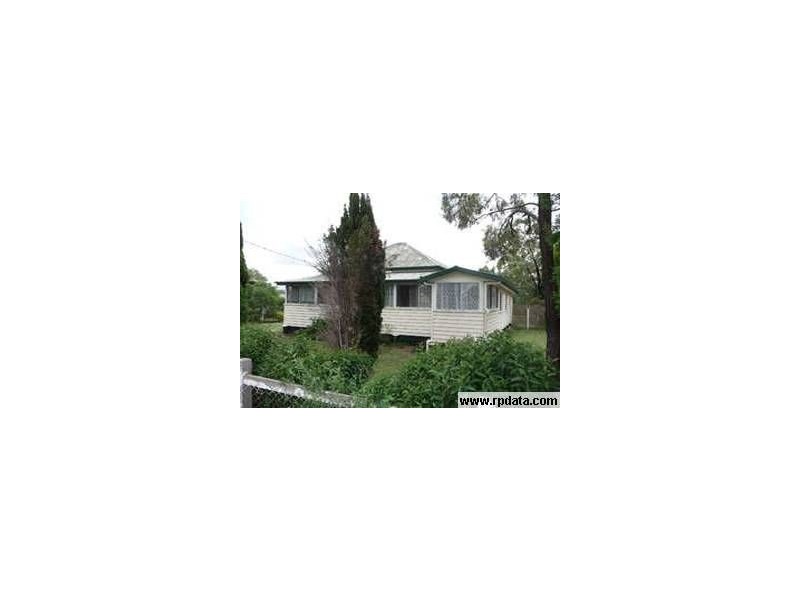 24 Eton Street, Cambooya QLD 4358