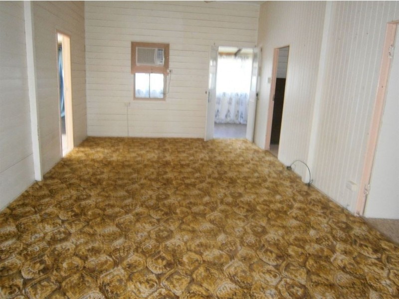 24 Eton Street, Cambooya QLD 4358