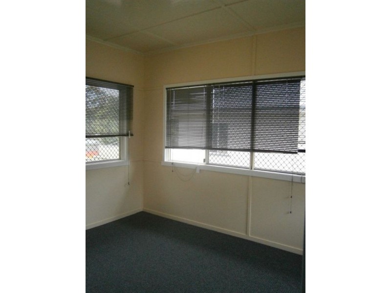 19 Peel Street, South Toowoomba QLD 4350