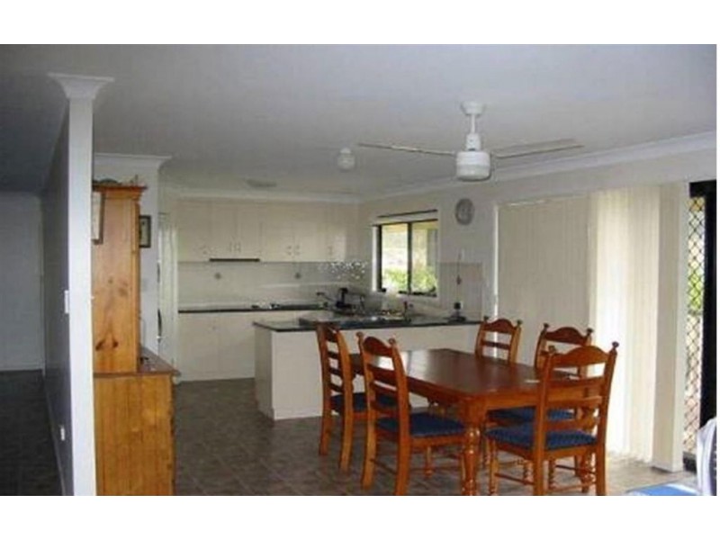 6 May Court, Withcott QLD 4352