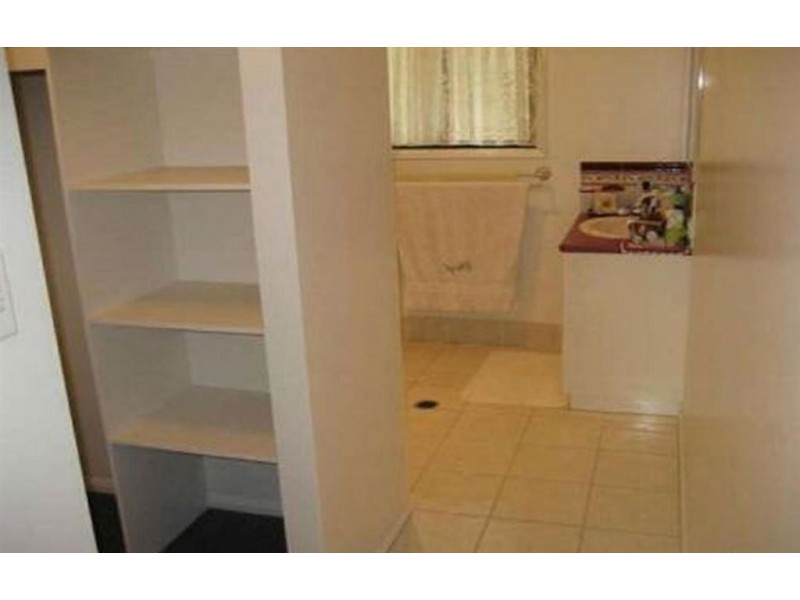 6 May Court, Withcott QLD 4352